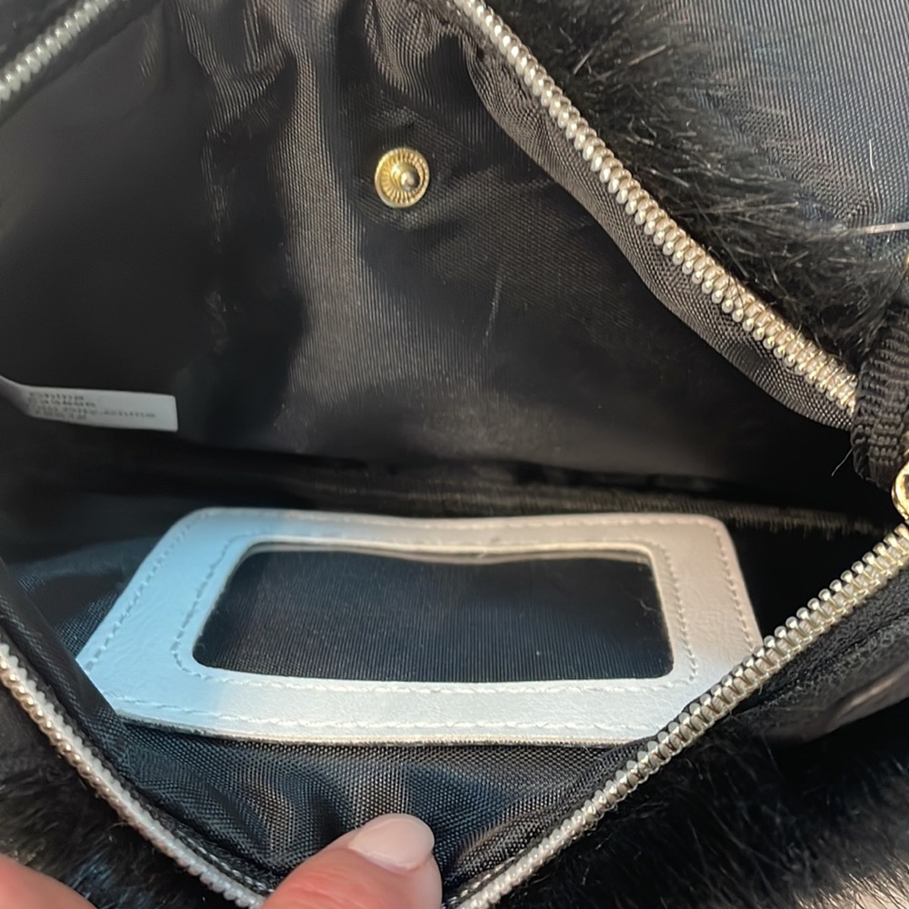 Girls adorable purse - Picture 4 of 6